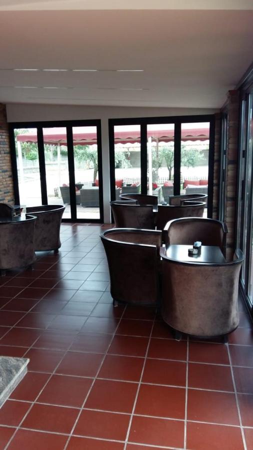Drini Hotel Rrashbull Экстерьер фото