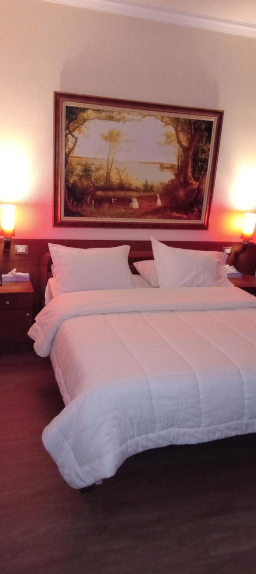 Drini Hotel Rrashbull Экстерьер фото